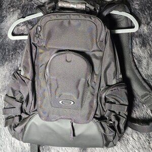 Oakley ICON 2.0 Backpack Blackout Tactical EDC Travel Laptop Bag NWOT
